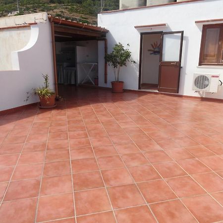 Il Cortile Di Eolo Lägenhet Marettimo Exteriör bild
